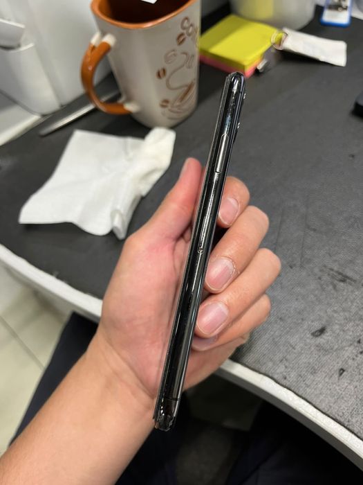 Продам iphone 11 pro max 256 gb 120 к