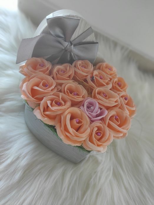 Aranjamente trandafiri de săpun