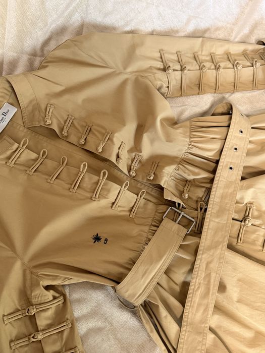 Платье песочного оттенка под Dior (Корея)