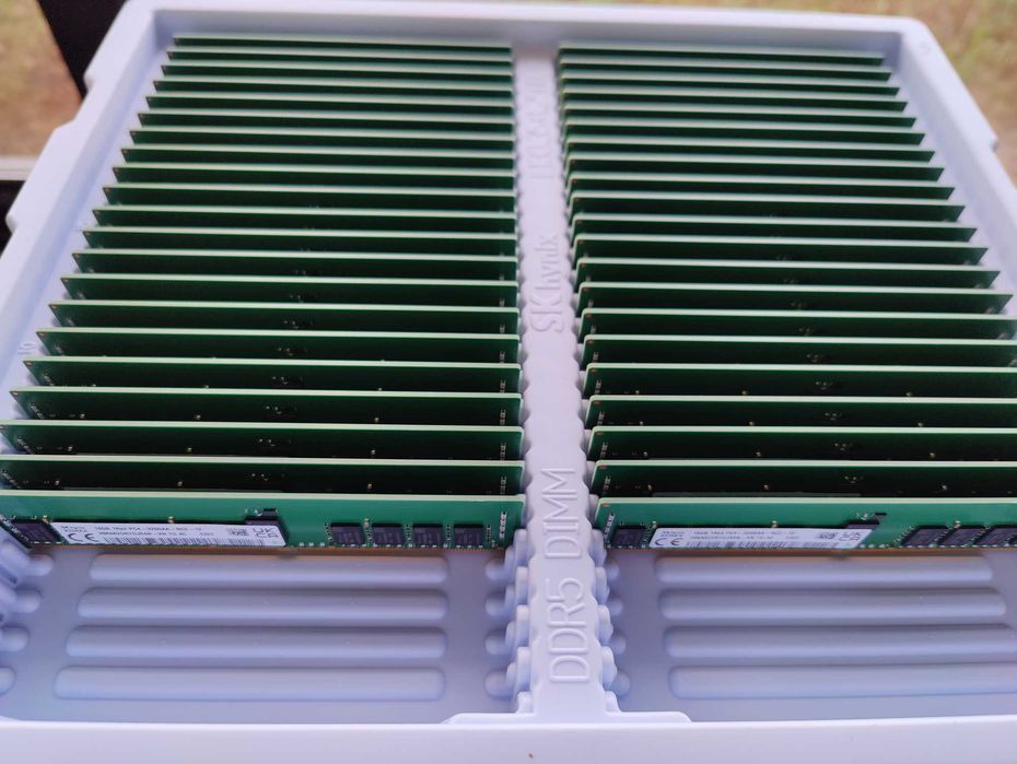 Memorii Hynix 16GB DDR4 3200 ECC RDIMM server