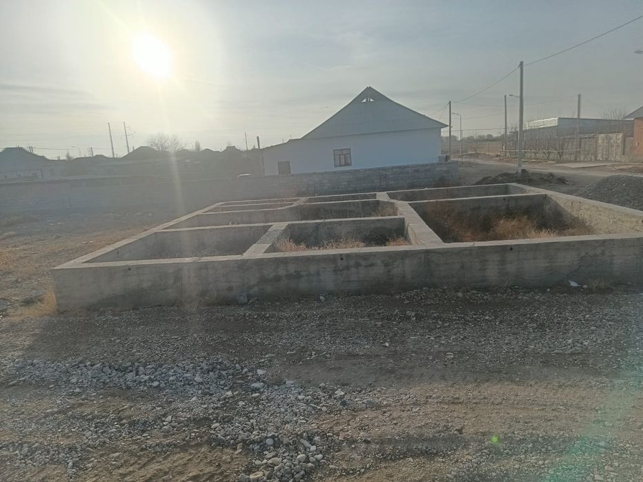 Жер фундаментімен 10 соттық