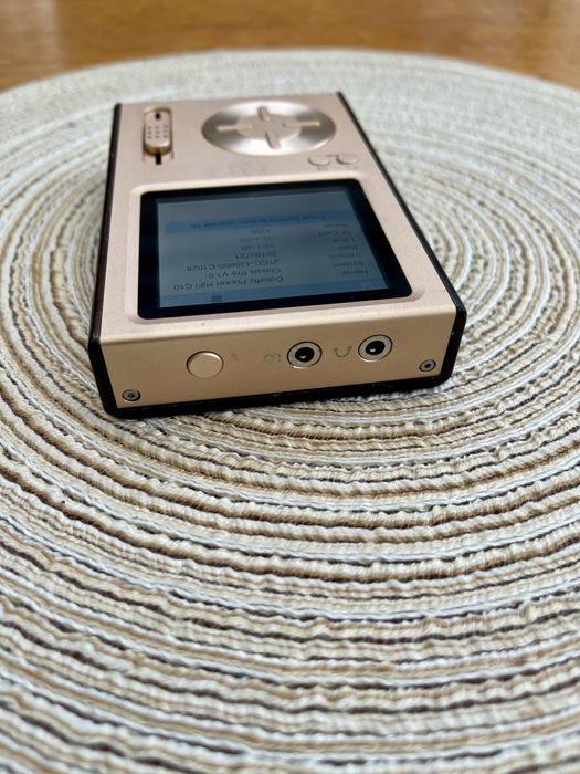 Casti hi res in ear JVC HA-FW1800 + player Hi RES Colorfly