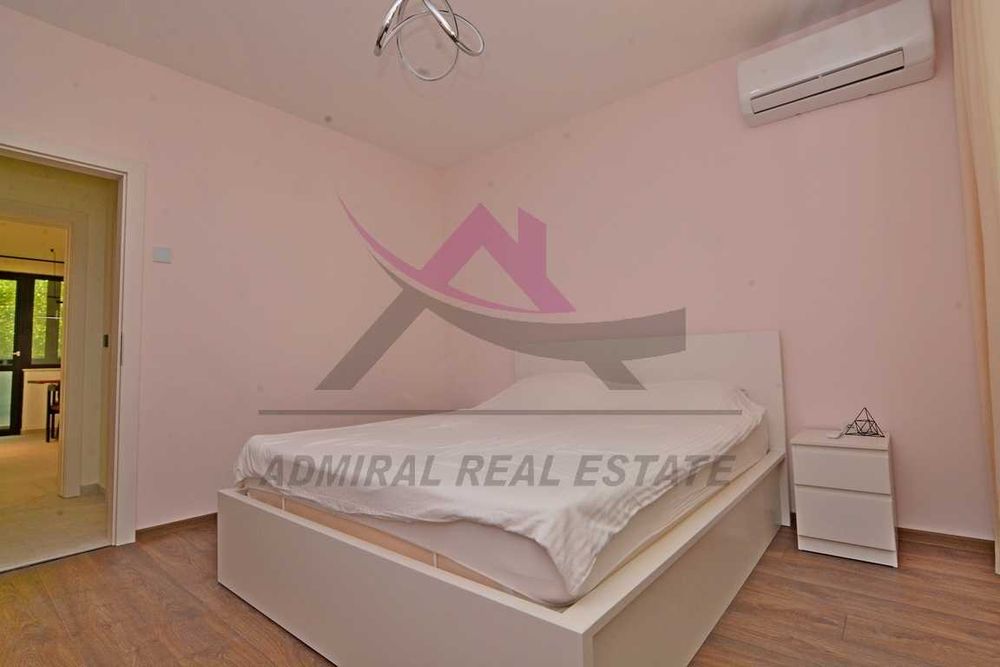 Дава се под наем Тристаен апартамент в Варна, Трошево - 100 кв.м за 1050 € - Снимка #2