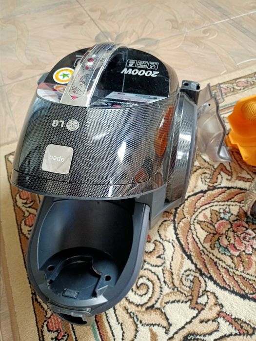 пылесос LG VK80101HFR