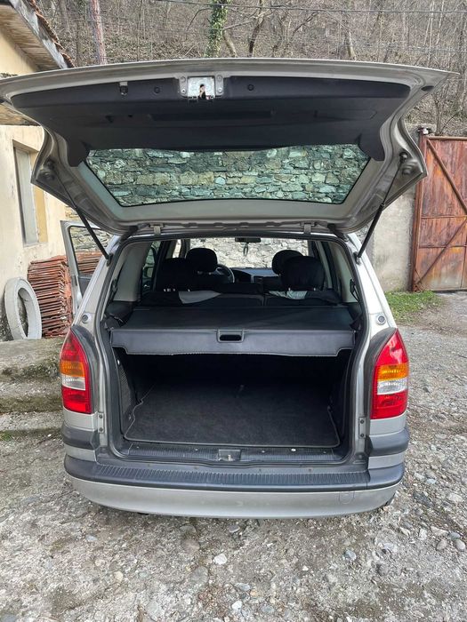 Opel Zafira 2.0 2003