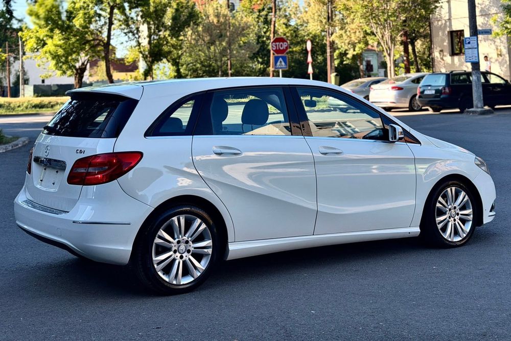 De vanzare Mercedes B 180