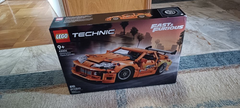 LEGO Technic: 42212 - Ferrari FXX K, 42204 - Fast and Furious Toyota Supra MK4