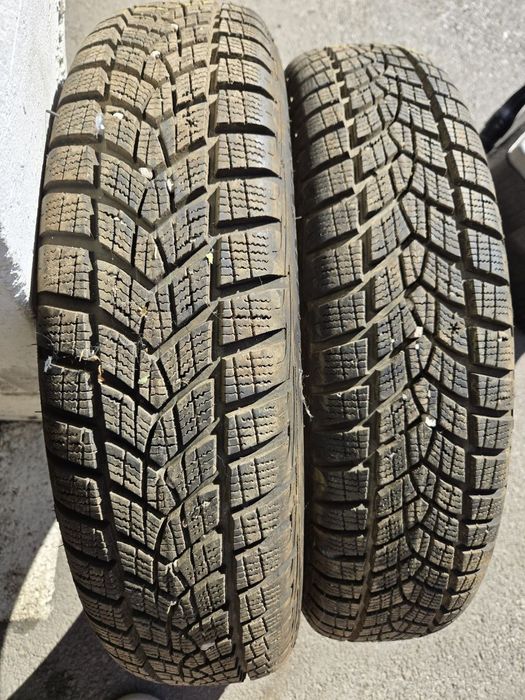 Goodyear зимни гуми за bmw i3 2 броя