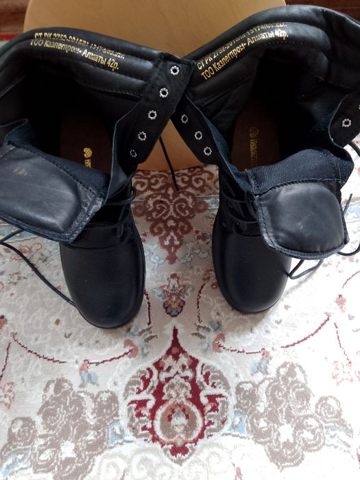 Продам берцы демисезонные