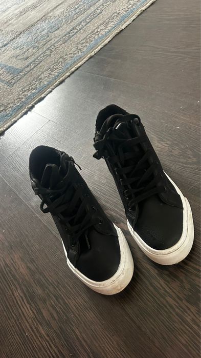 Продам обувь в отлтчном состояний