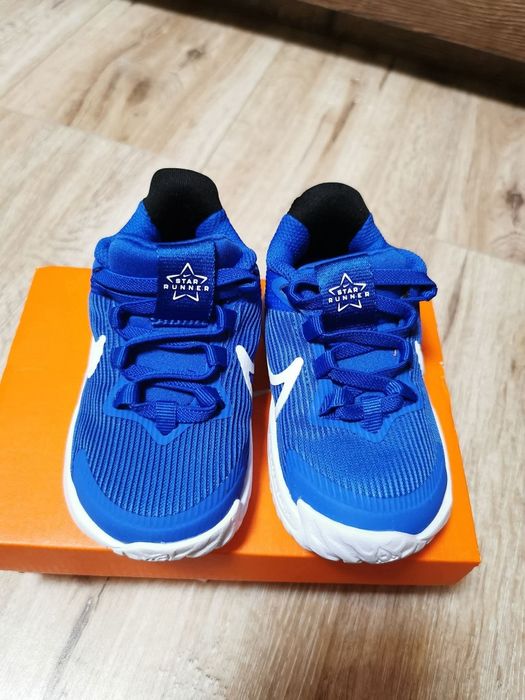 нови Nike Star Runner 4