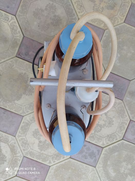 Отсос медицинский, отсасыватель.