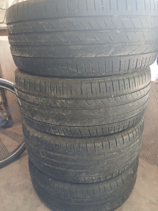 Hankok balon 245/45 19