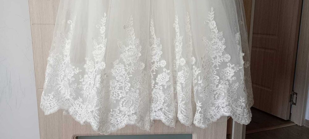 Rochie de mireasa: marimea XS - S