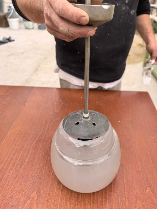 продавам антични стъклени полилеи 3 броя