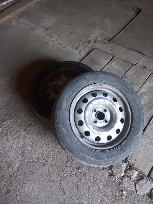 Продам комплект летних колес