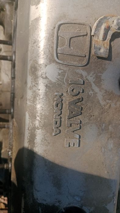 Продам двигатель на запчасти