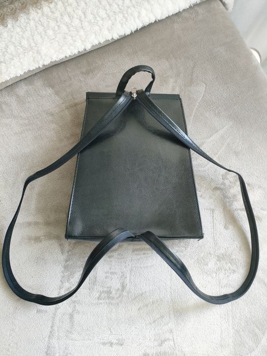 Рюкзак,сумка через плечо продаю