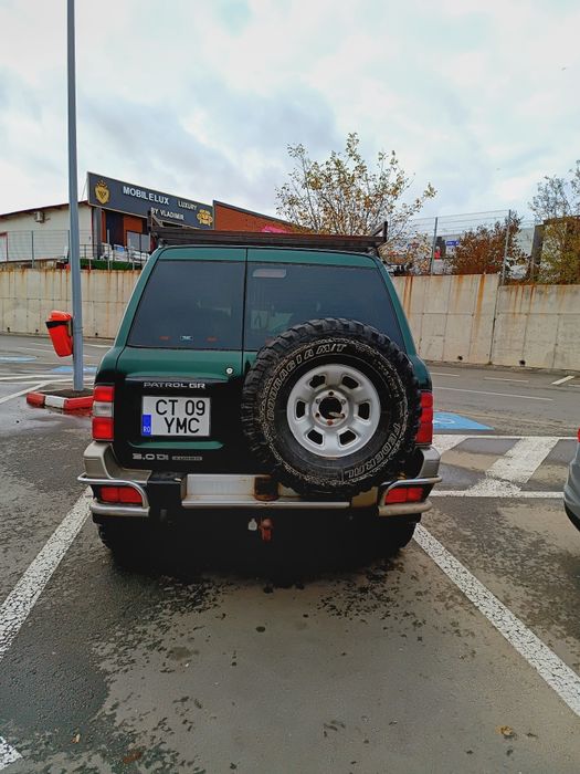 Nissan patrol y61