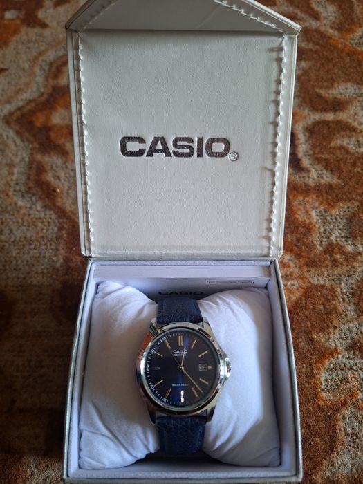 Соат CASIO sotiladi