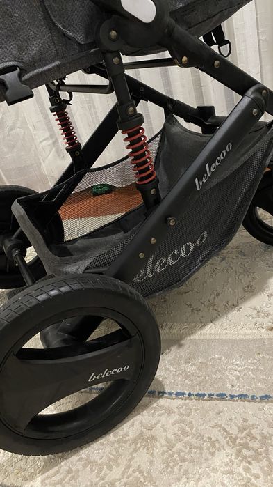 Продам коляску в хорошом состоянии .