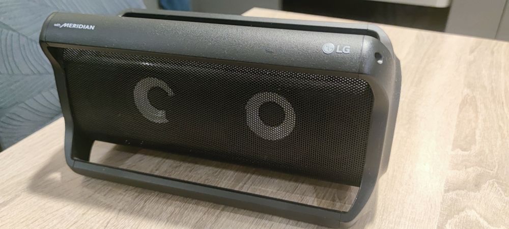 LG pk7  блутут колона