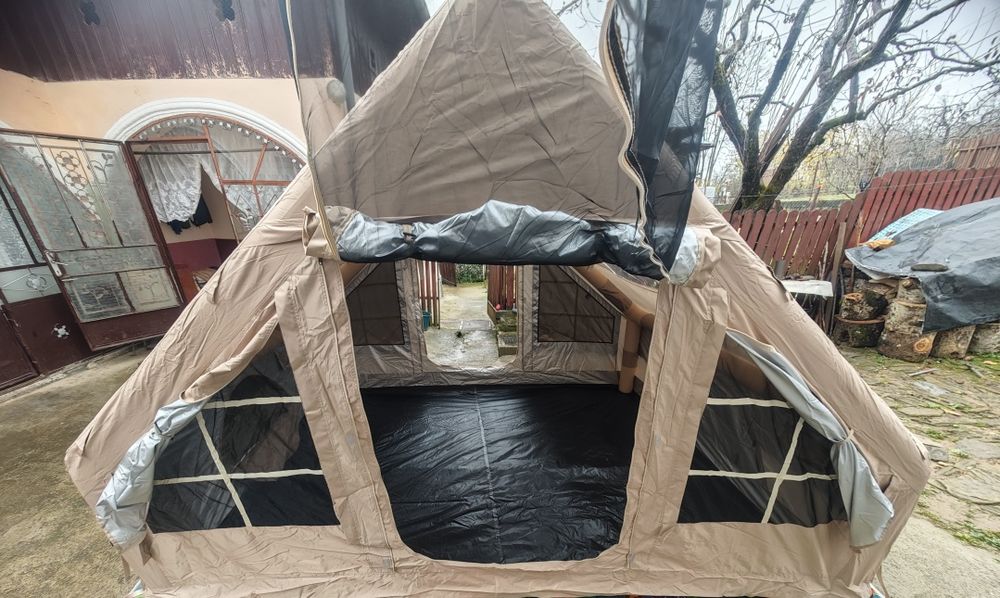 Cort gonflabil + saltea gonflabila+pompa electrica