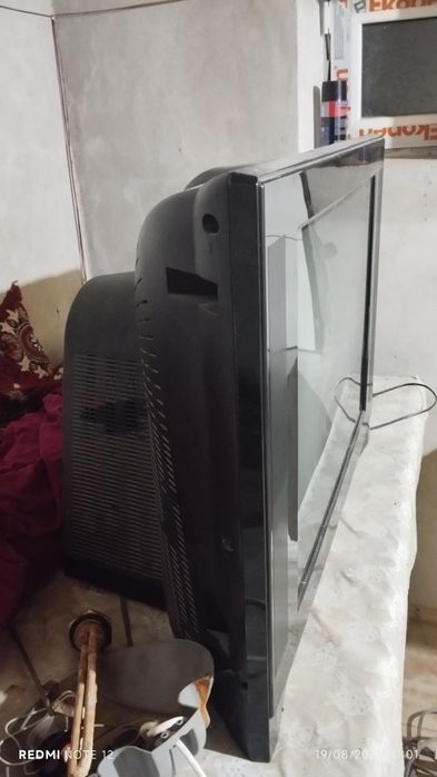 LG televizor sotiladi pastafkasi bilan adelniy ham sotiladi