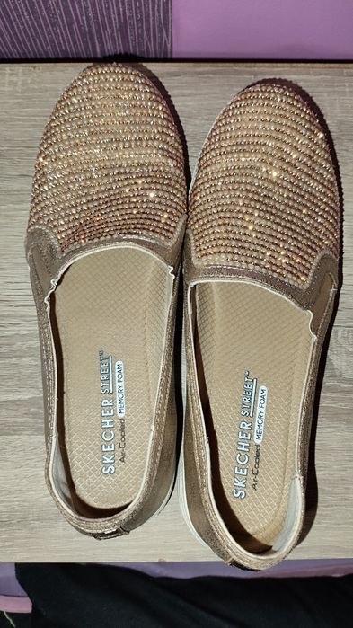 Дамски обувки Skechers