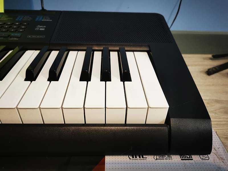 компютърна миди клавиатура CASIO CTK-2300 синтезатор с 5 октави плътни клавиши и USB