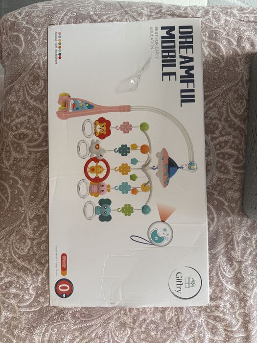 Carusel muzical si cu proiectie