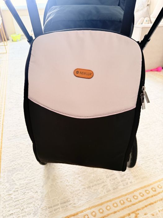 Продам Коляску с рождения до 3 лет