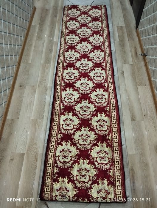 Курпача Версаче новые 3м×70см.4 шт.