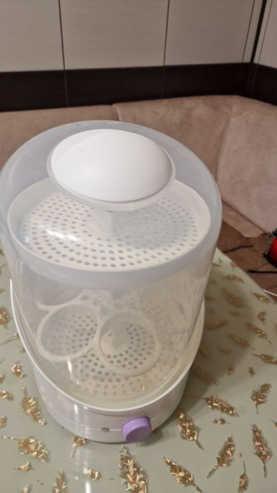 Vand Sterilizator biberoane/suzete,marca Chicco
