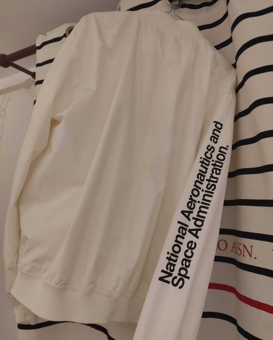 Geaca NASA Pull and Bear