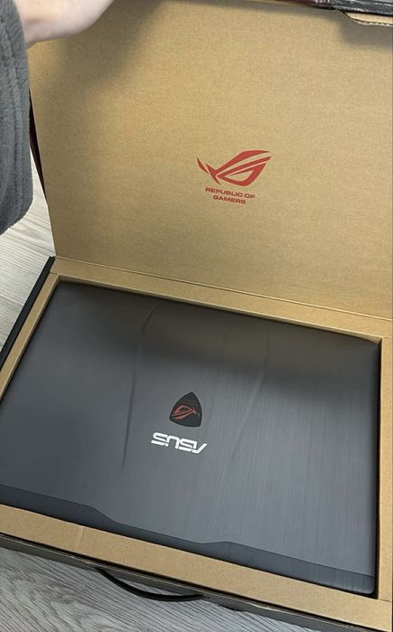 Laptop asus ROG GL552VW