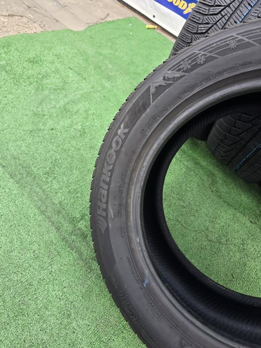 235.55.17 hankook m+s