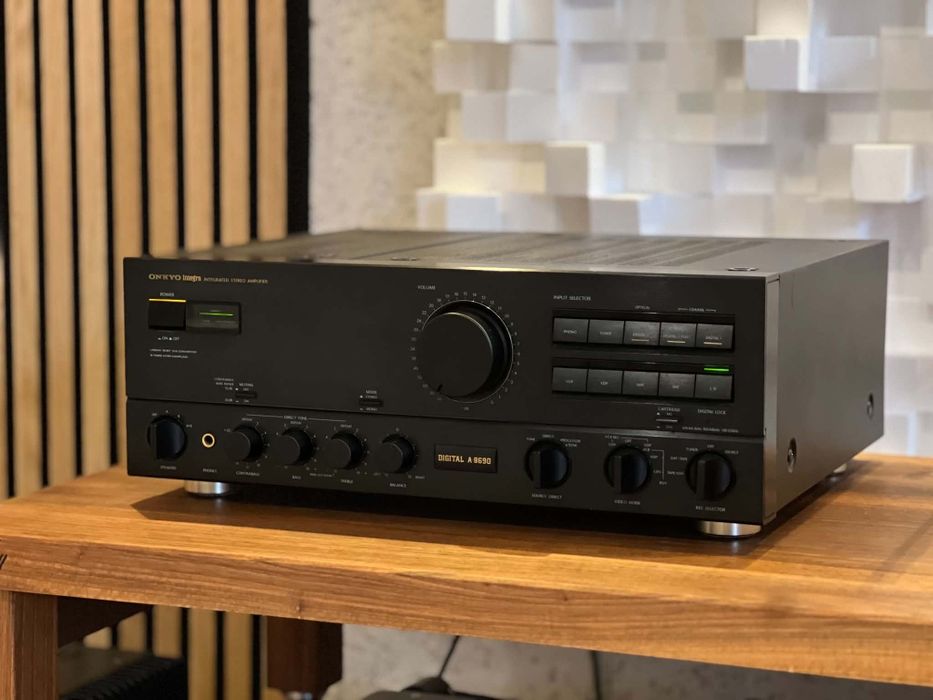 Onkyo Integra A8690 digital/optical