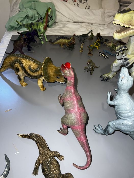 Set 38 dinozauri si crodocdili dimensiuni diverse