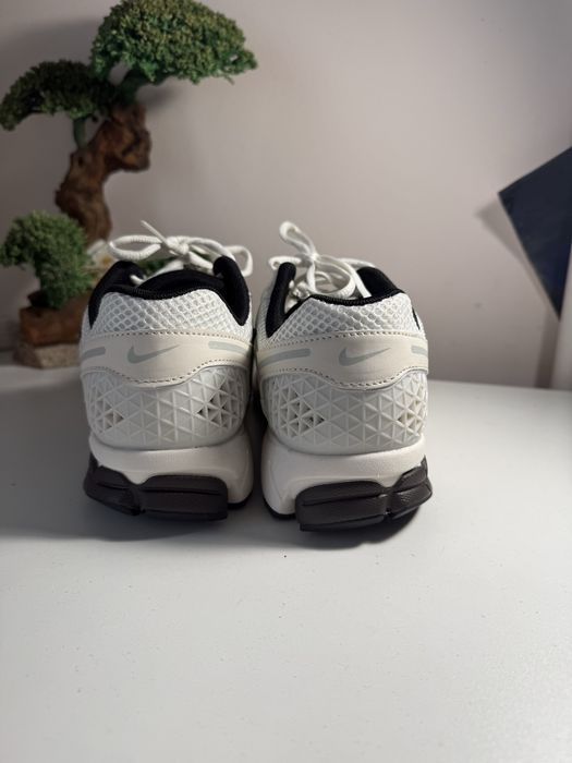 Nike Zoom Vomero 5