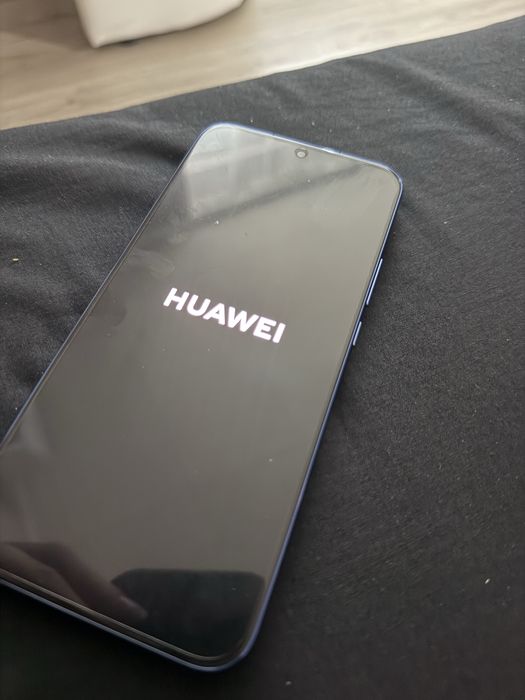 Huawei nova 12s