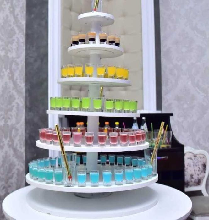 Cocktail bar si bar de shot