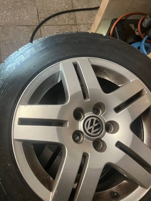 Всесезонни гуми с джанти 195/65/15