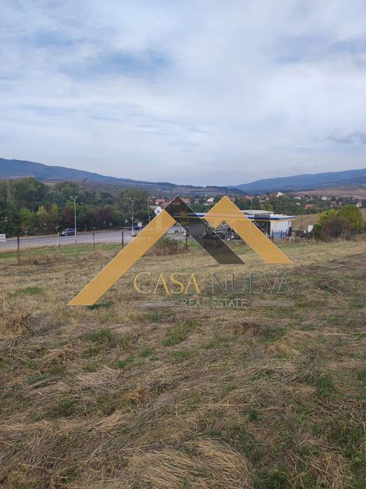 Продава се Парцел в с. Драгичево, Област Перник - 2404 кв.м за 30 €/кв.м - Снимка #1