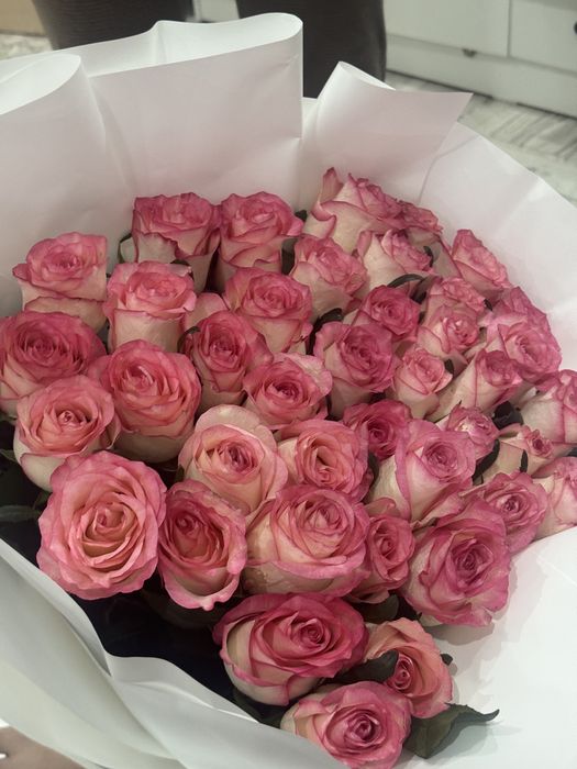 Продам цветы свежие метровые