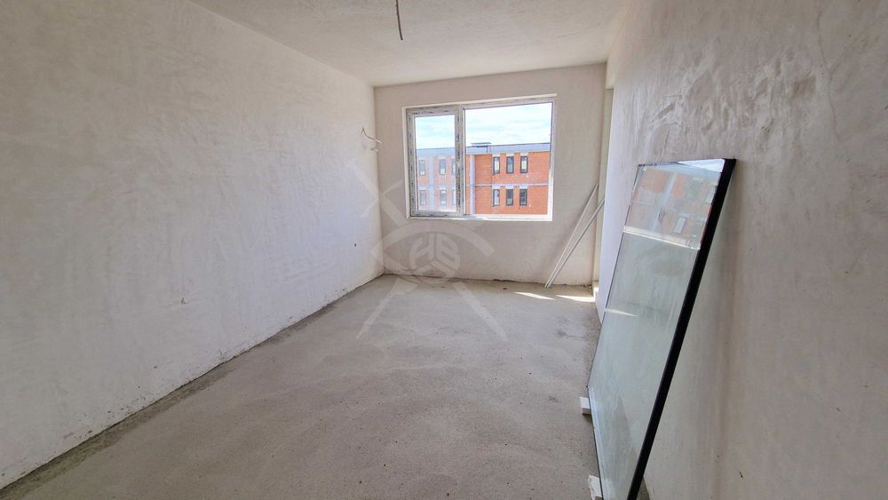 Продава се Тристаен апартамент в Пловдив, Христо Смирненски - 104 кв.м за 1049 €/кв.м - Снимка #2