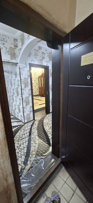 3 xona dom o'zimniki novza metro yonida sotiladi