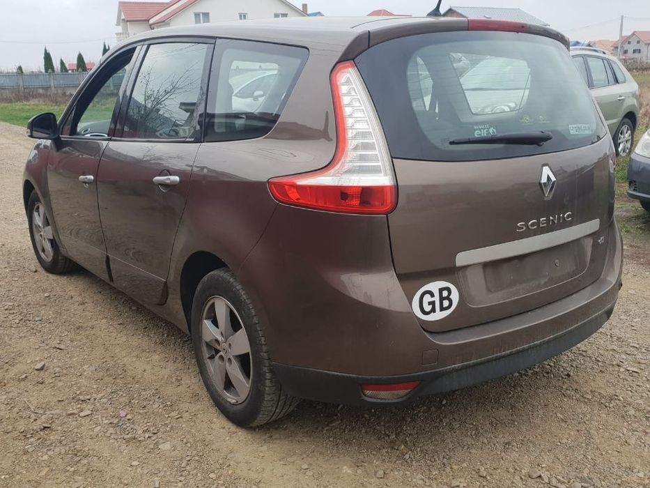 bara fata spate capota trager calandru armatura haion portbagaj grila radiator masca Renault Grand Scenic 3 2009 motor 1.5dci 109cp k9k dezmembrez dezmembrari
