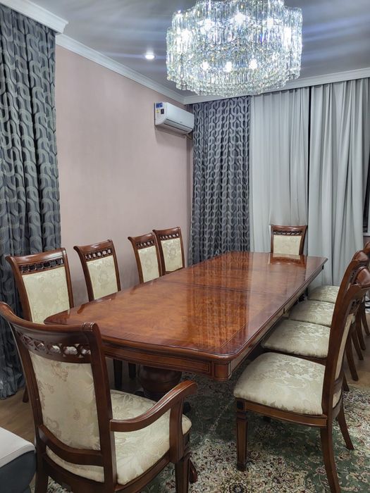 Продам стол стулья