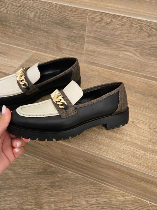 Обувки от естествена кожа Michael Kors